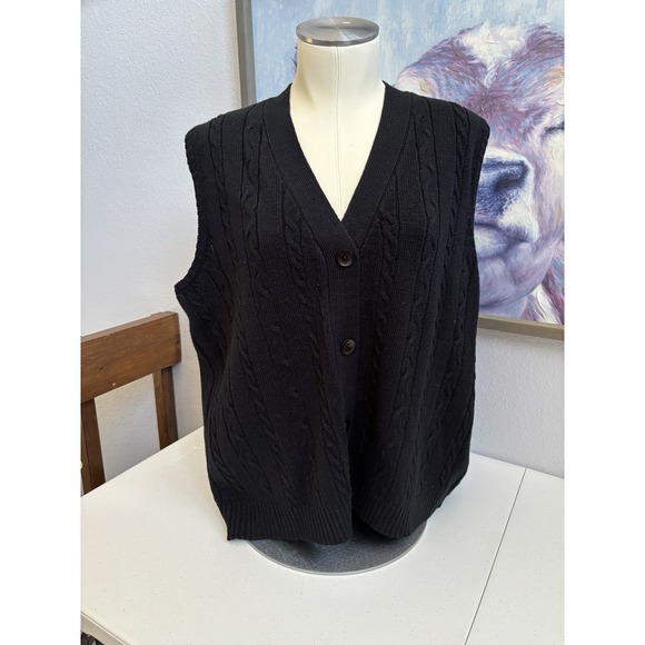 Sara Morgan Women's XL VTG Black Acrylic Cable Knit Button Front Sweater Vest - Picture 1 of 12
